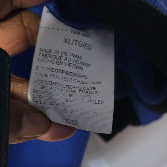 Under Armour Black and Blue Hoodie - Picture 4 of 4